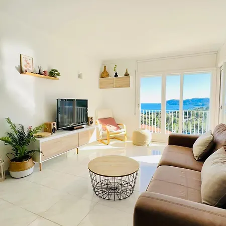 Con Vistas Llanca